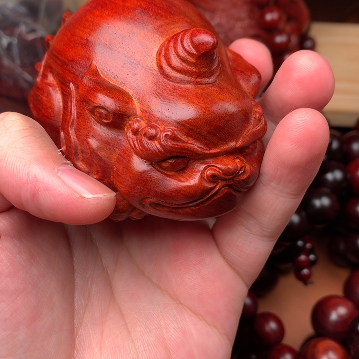 太****木高品质血檀谛听