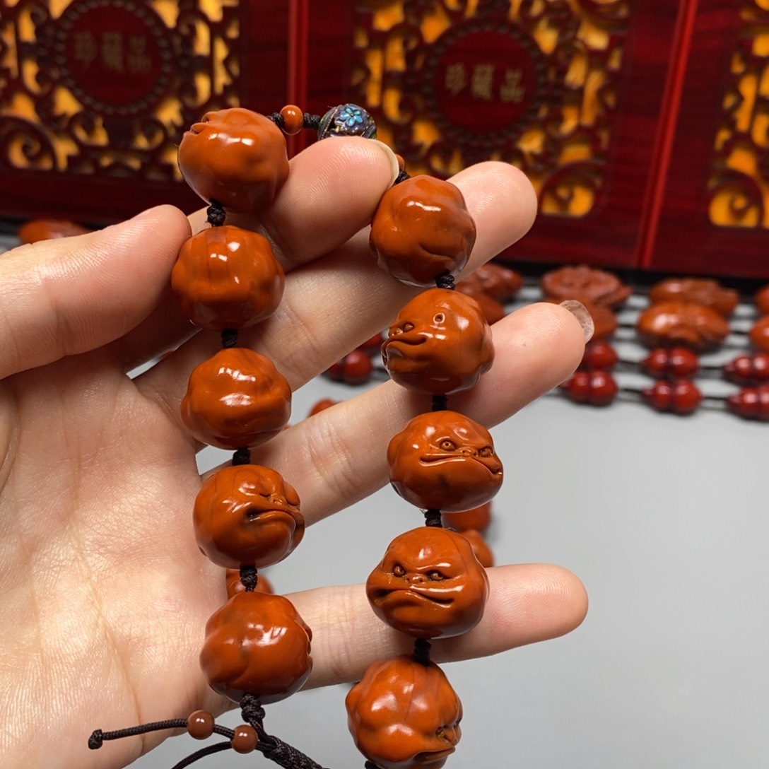 橄榄核手串M**何18呱呱来财