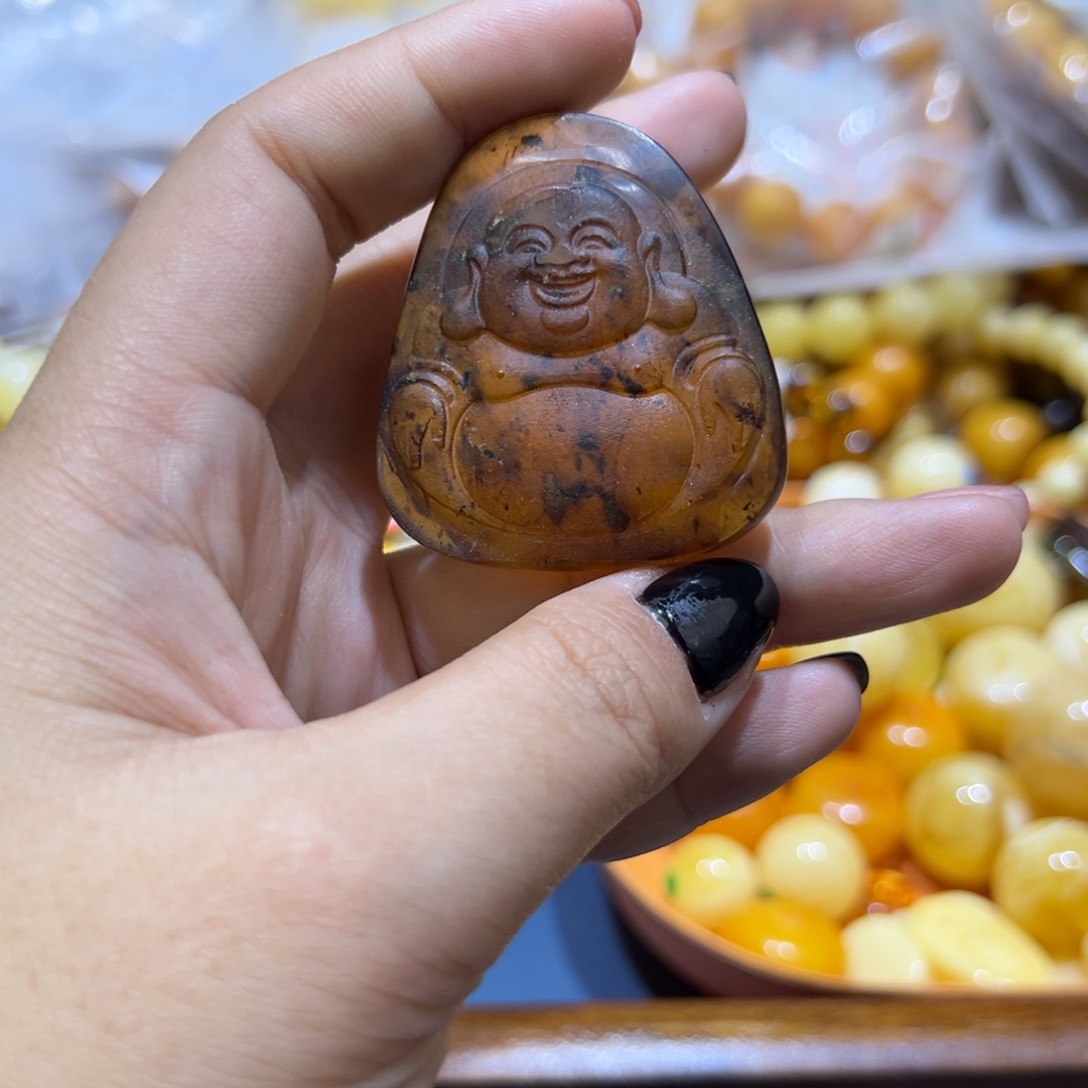 琥珀珠宝奇石未镶嵌