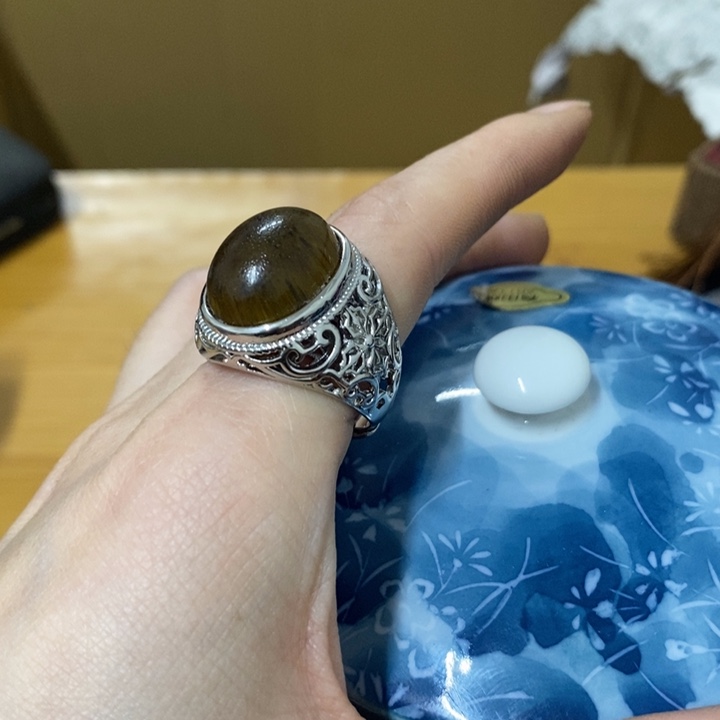 摆件哈中古工艺品树脂