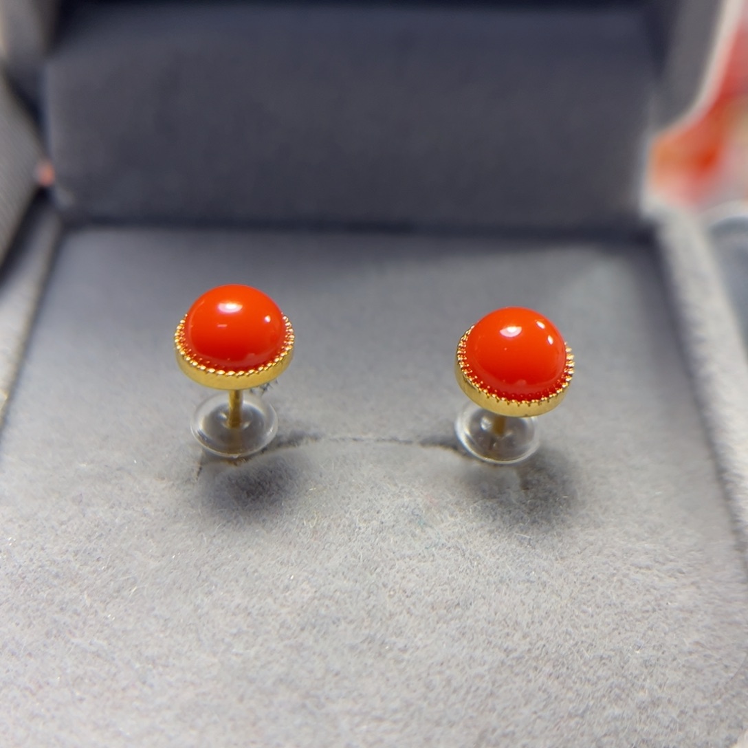 南红玛瑙耳钉18K金镶嵌