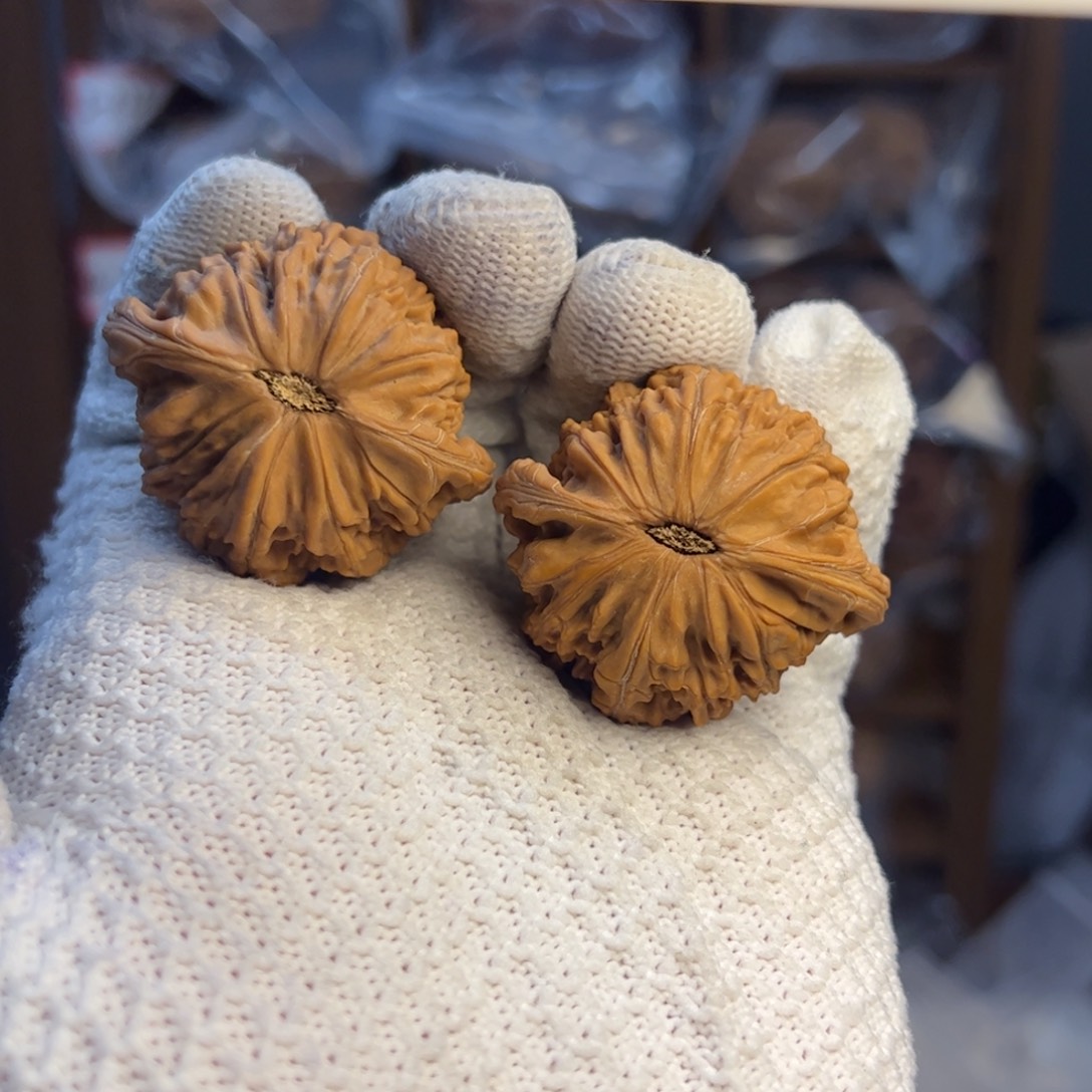 白***鹤吊坠文玩核桃磨盘