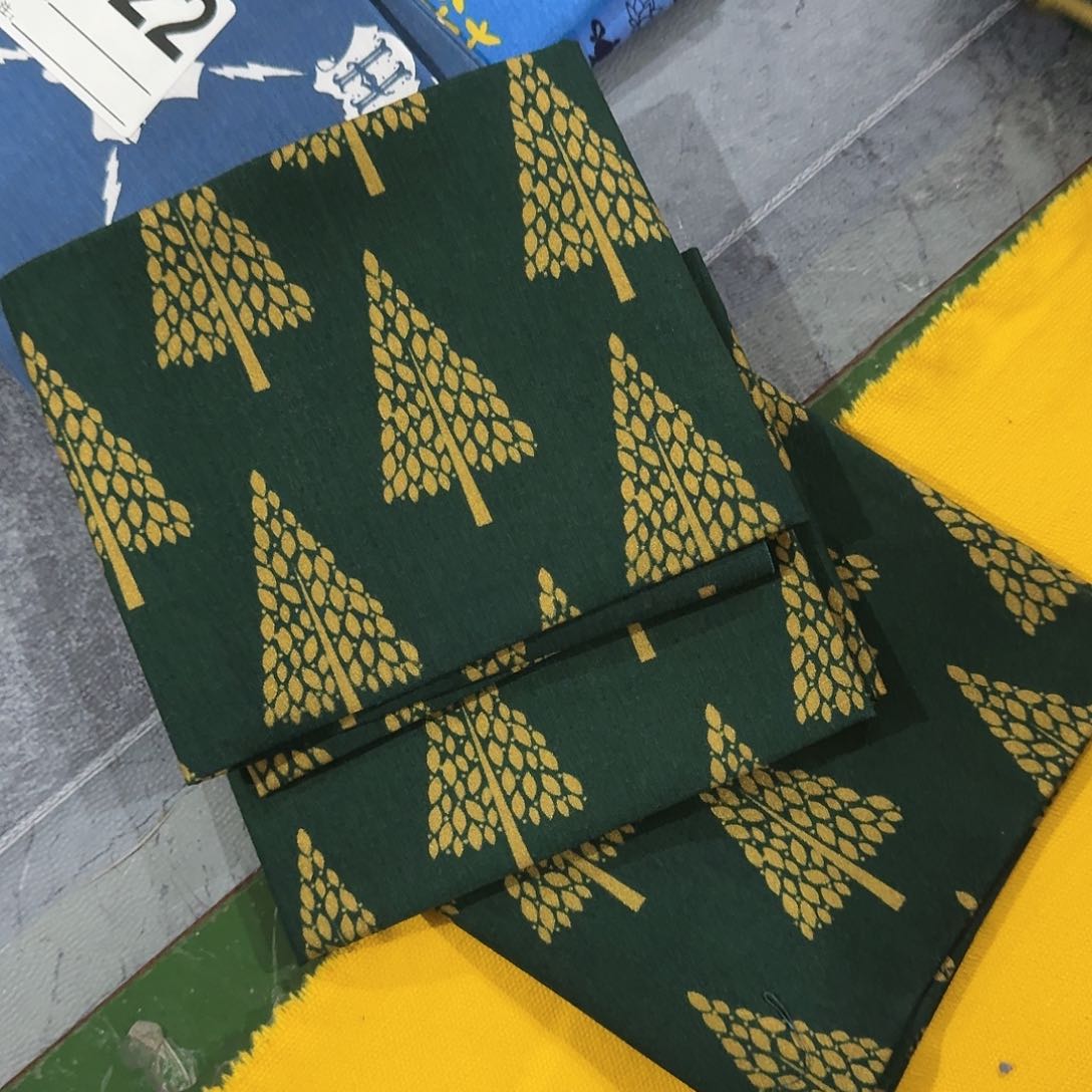 3片一组45 X50厘米品牌纯棉平布烫金