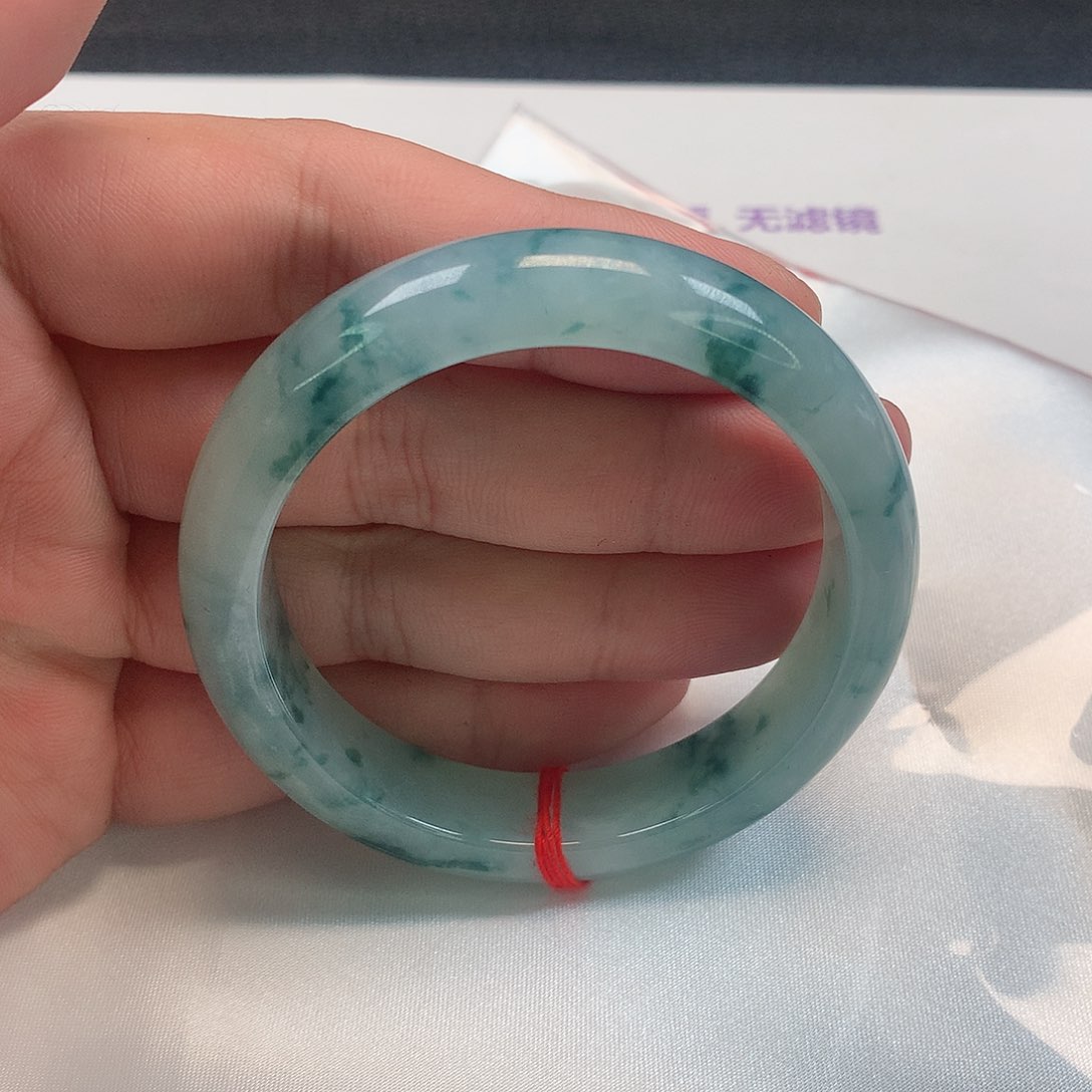 翡翠手镯未镶嵌299号