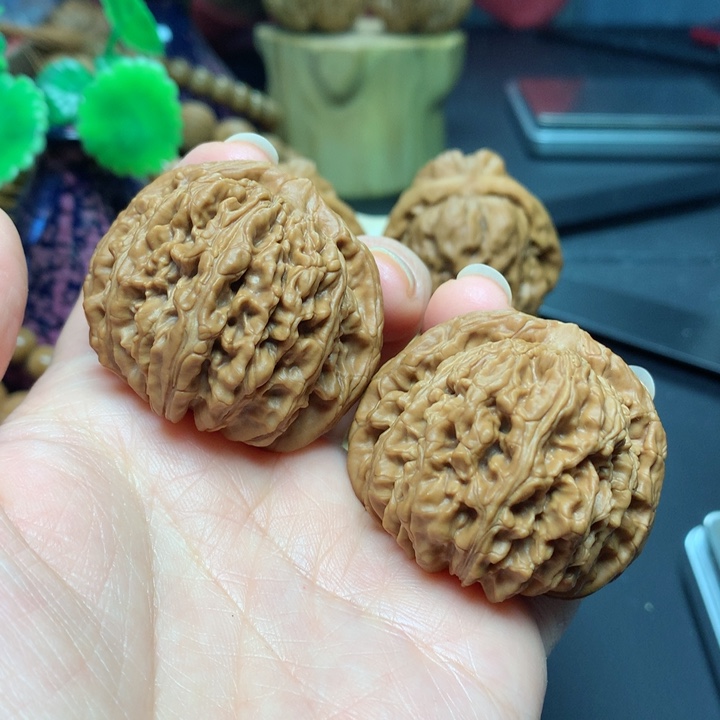 文玩核桃吊坠山地楼子42