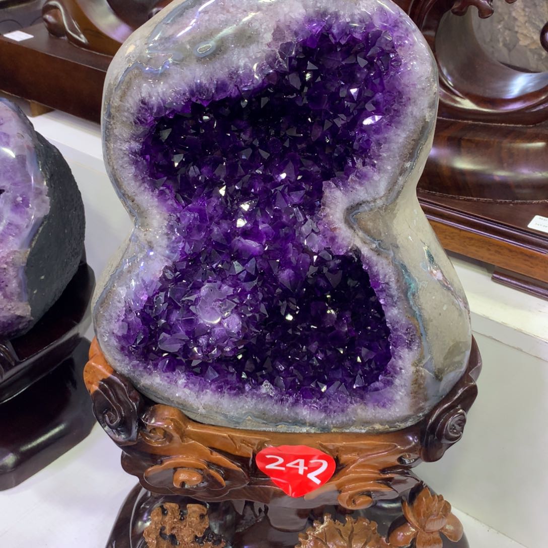 紫晶大型摆件（非配饰）未镶嵌晶