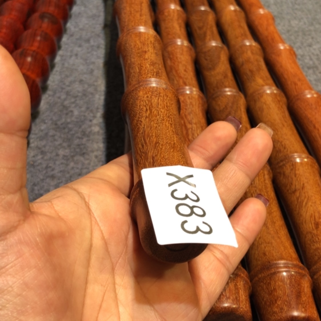 【闪购商品】木九**焉金星紫檀竹节棍一根383