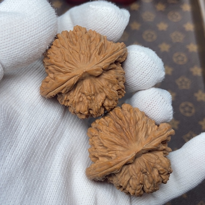 核桃文玩核桃山地楼