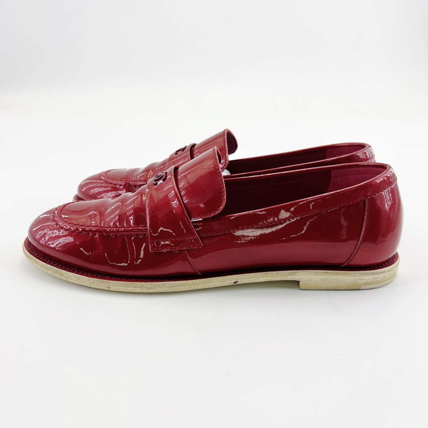 95新 GUCCI/古驰 37.5码/红色漆皮双C乐福鞋/16080234