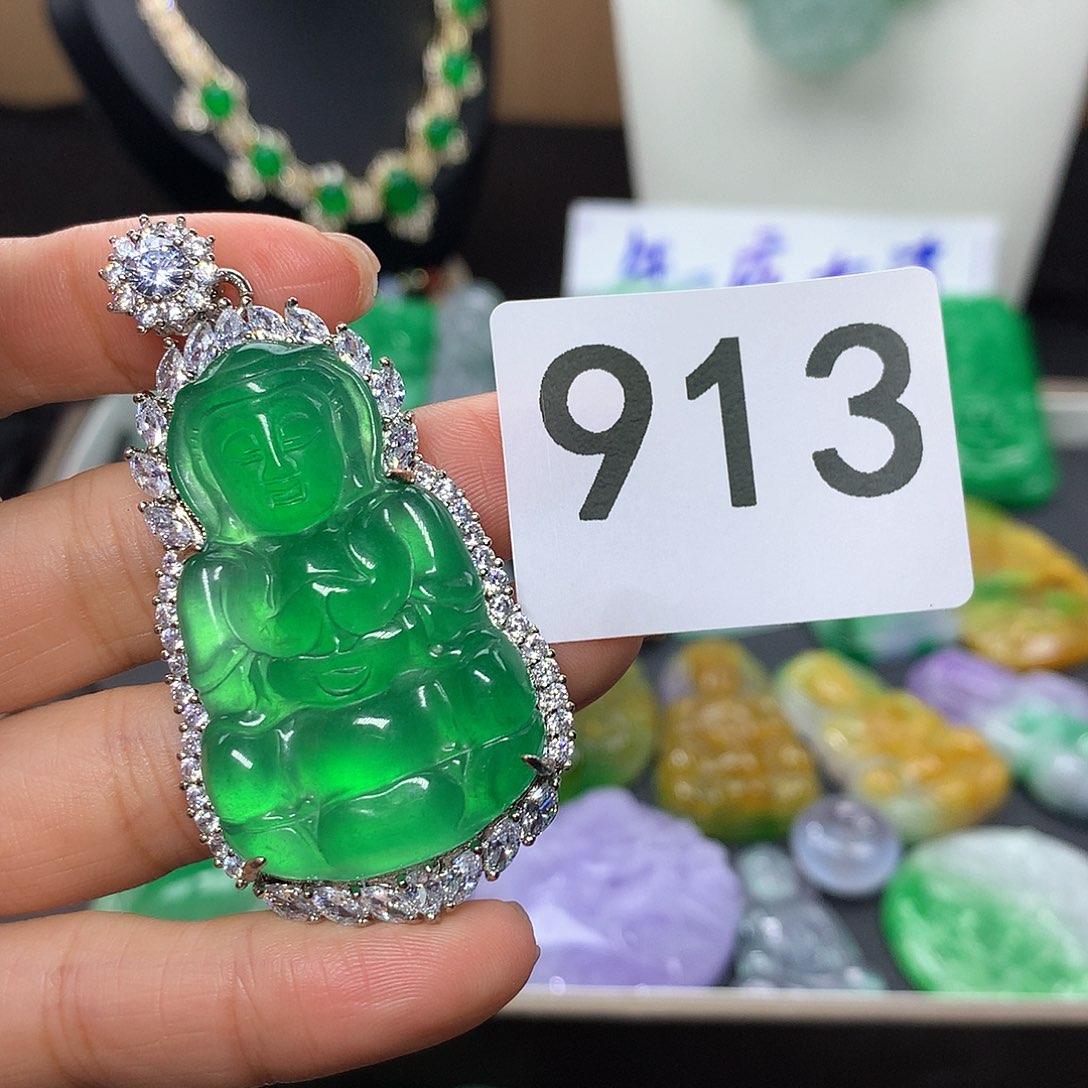 翡翠颈饰未镶嵌我