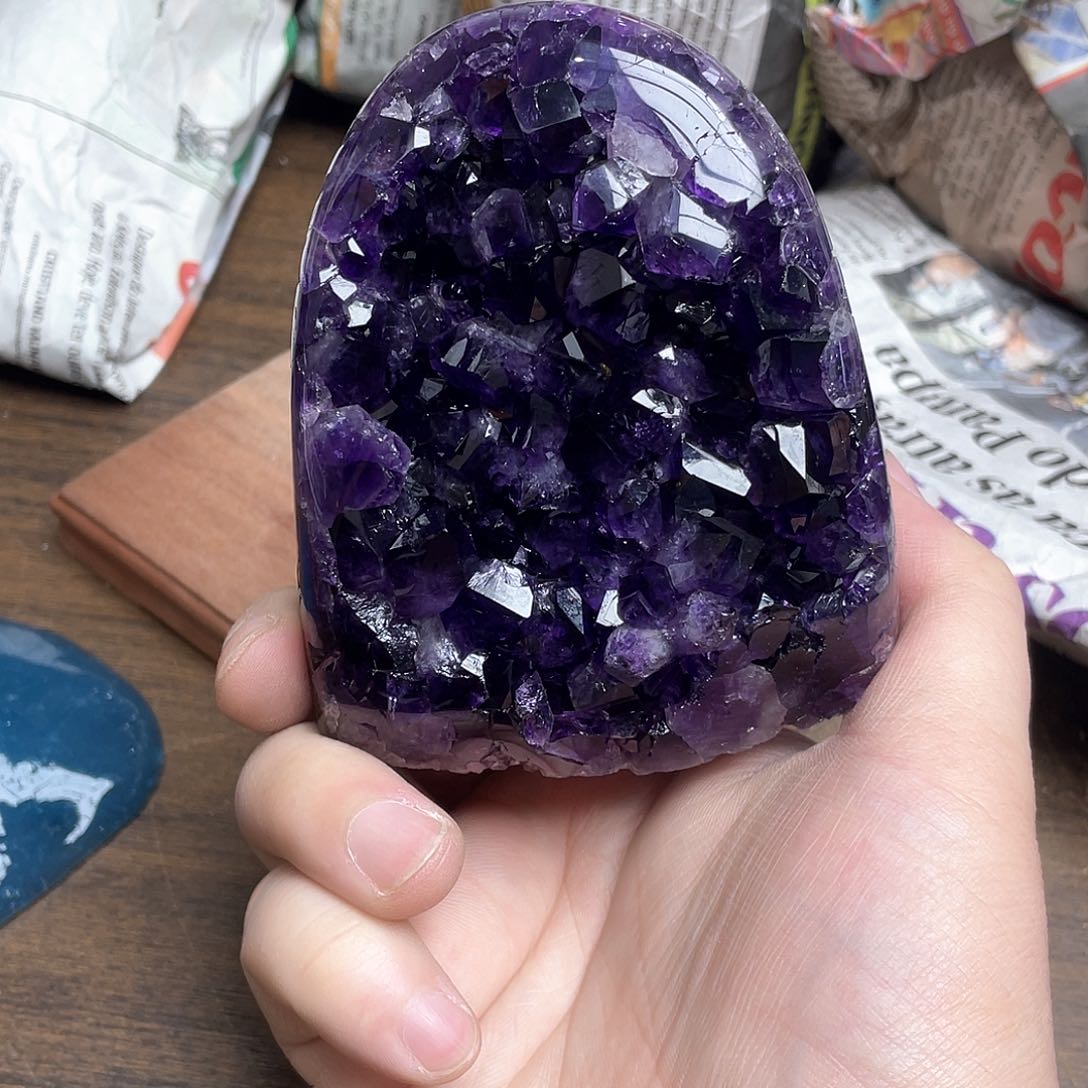 紫晶大型摆件（非配饰）未镶嵌