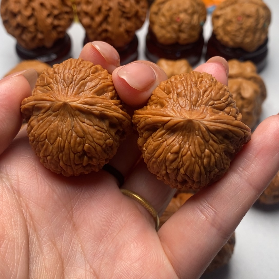 墨***络核桃文玩核桃泥鳅背