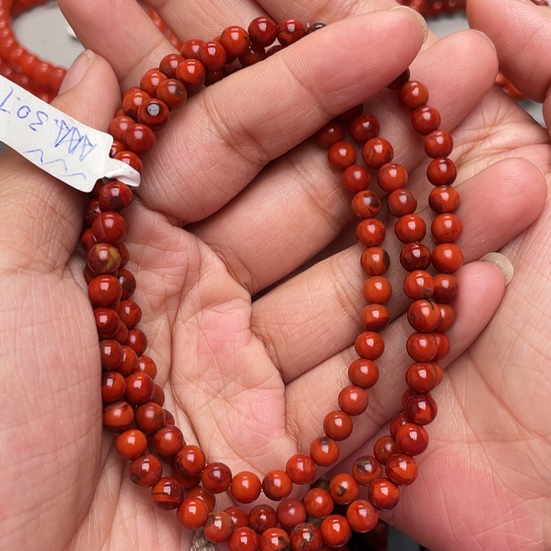 南红玛瑙项链未镶嵌