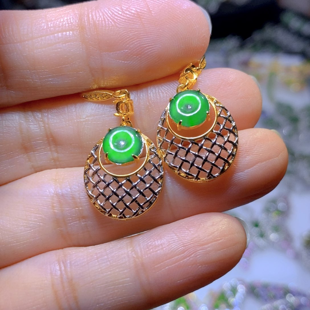 翡翠颈饰银S925镶嵌天然翡翠