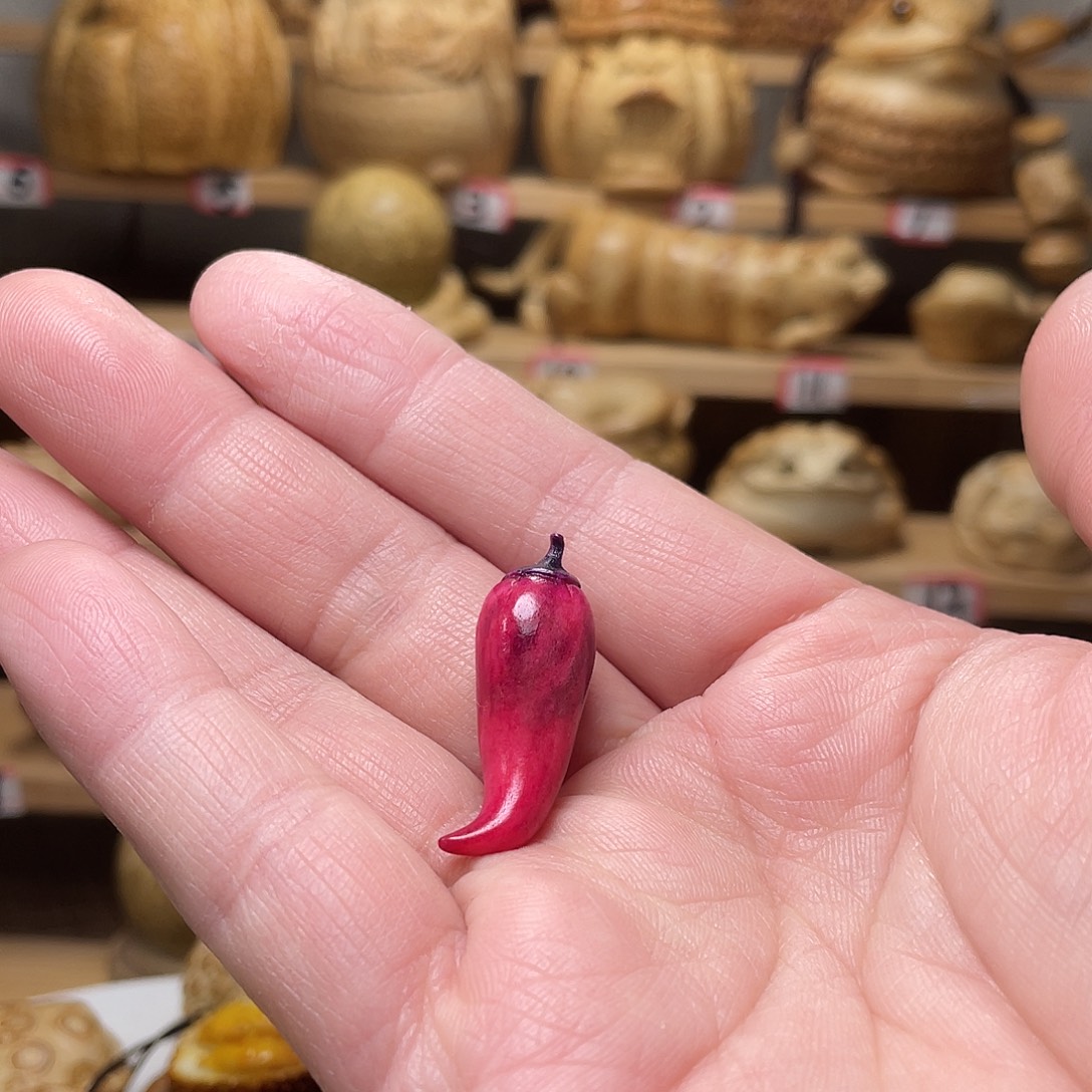 小***鱼竹鹿角雕刻辣椒小挂件