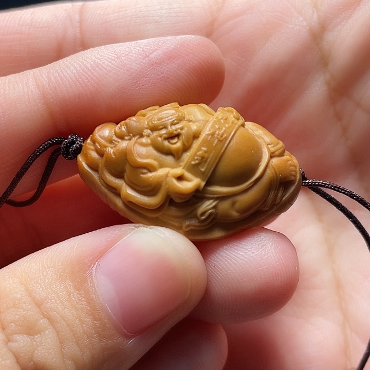 橄榄核吊坠橄榄球