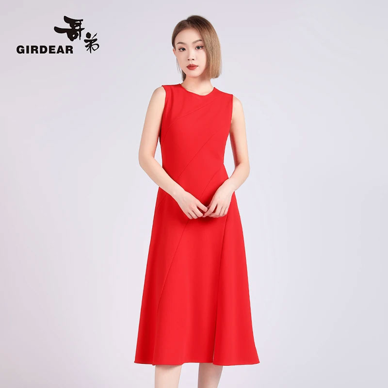 GIRDEAR/哥弟2025夏季新款女装不规则拼接开叉无袖连衣裙1500398