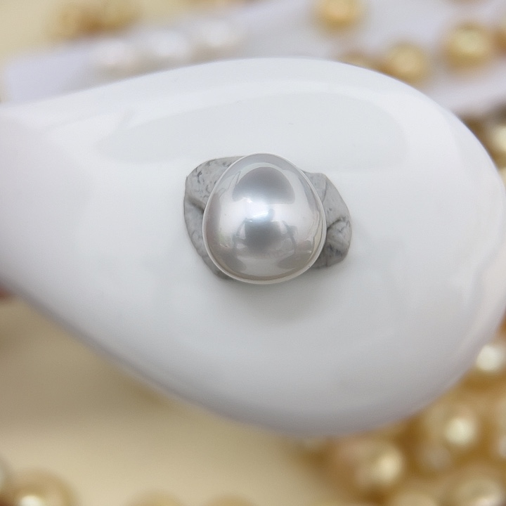 海水珍珠未镶嵌颈饰11.4 澳白 银白光H7