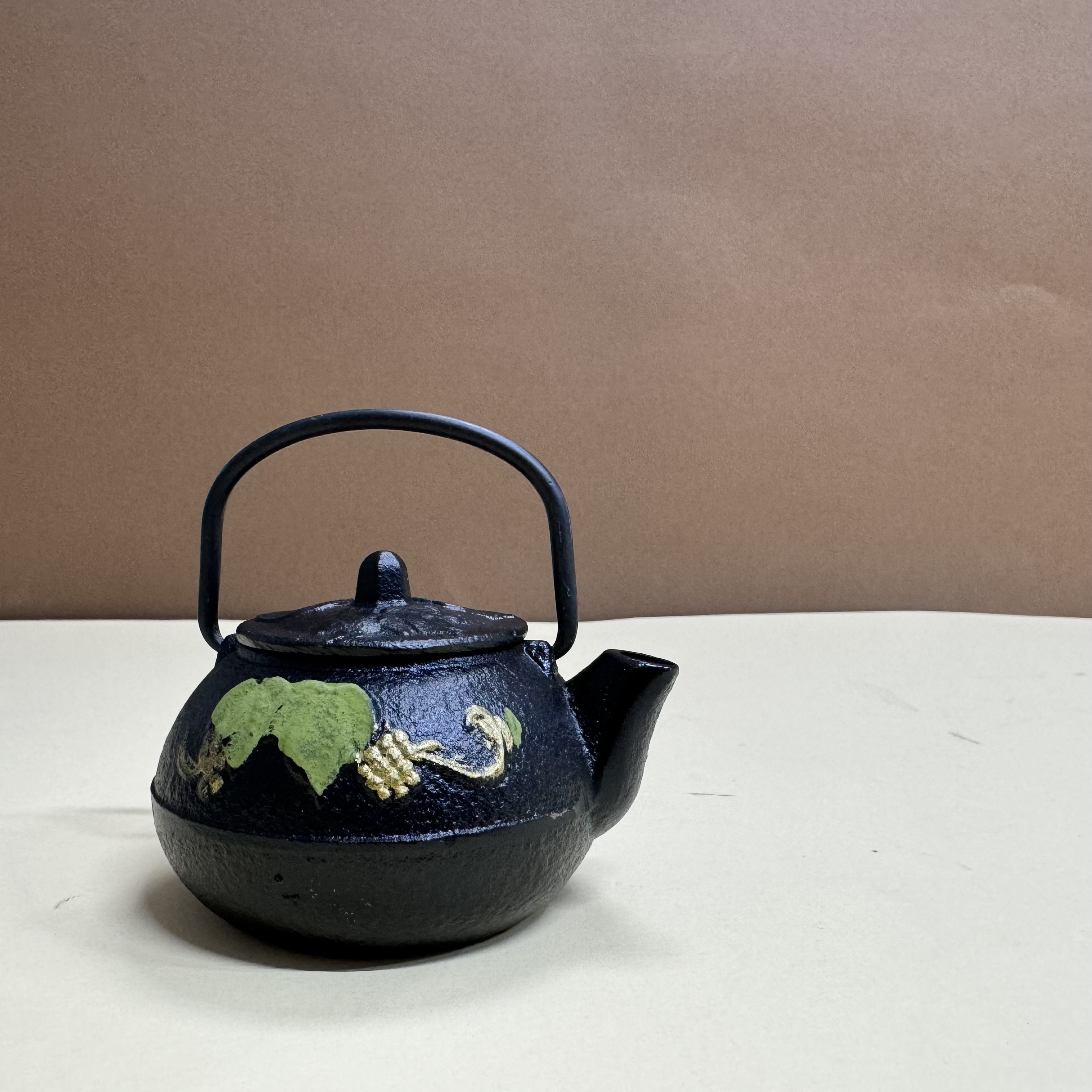 [葡萄]铸铁壶茶壶把玩壶茶道摆件