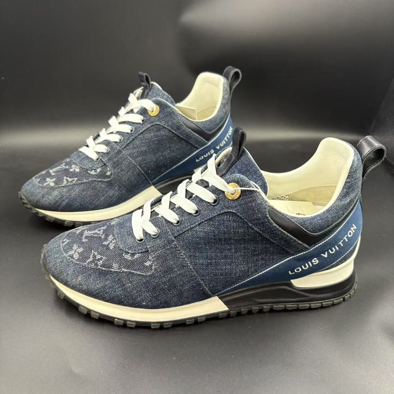 95新 LouisVuitton/路易威登 牛仔帆布runaway运动鞋39欧码 wy111