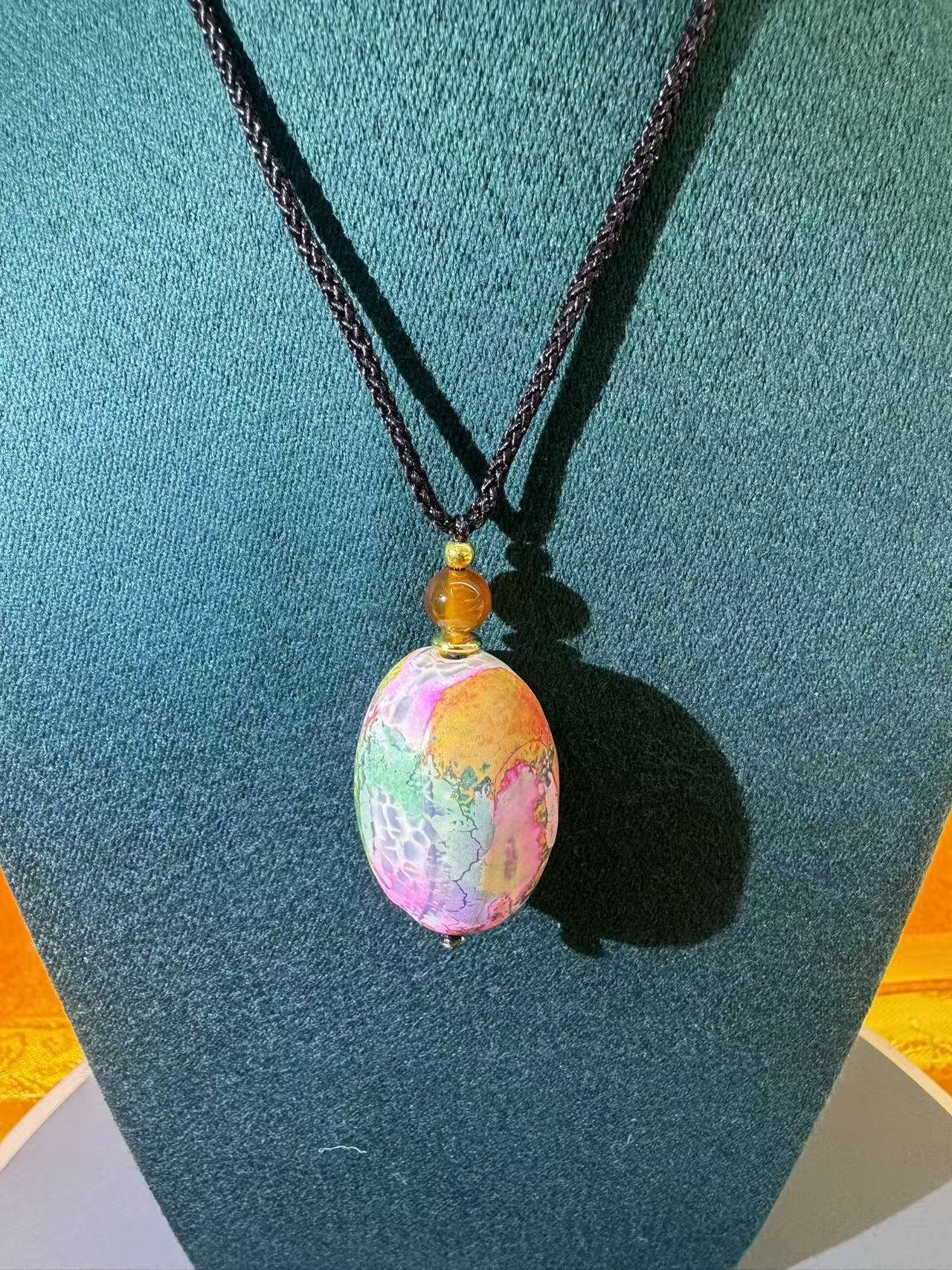   霏霏强烈推荐高端吊坠