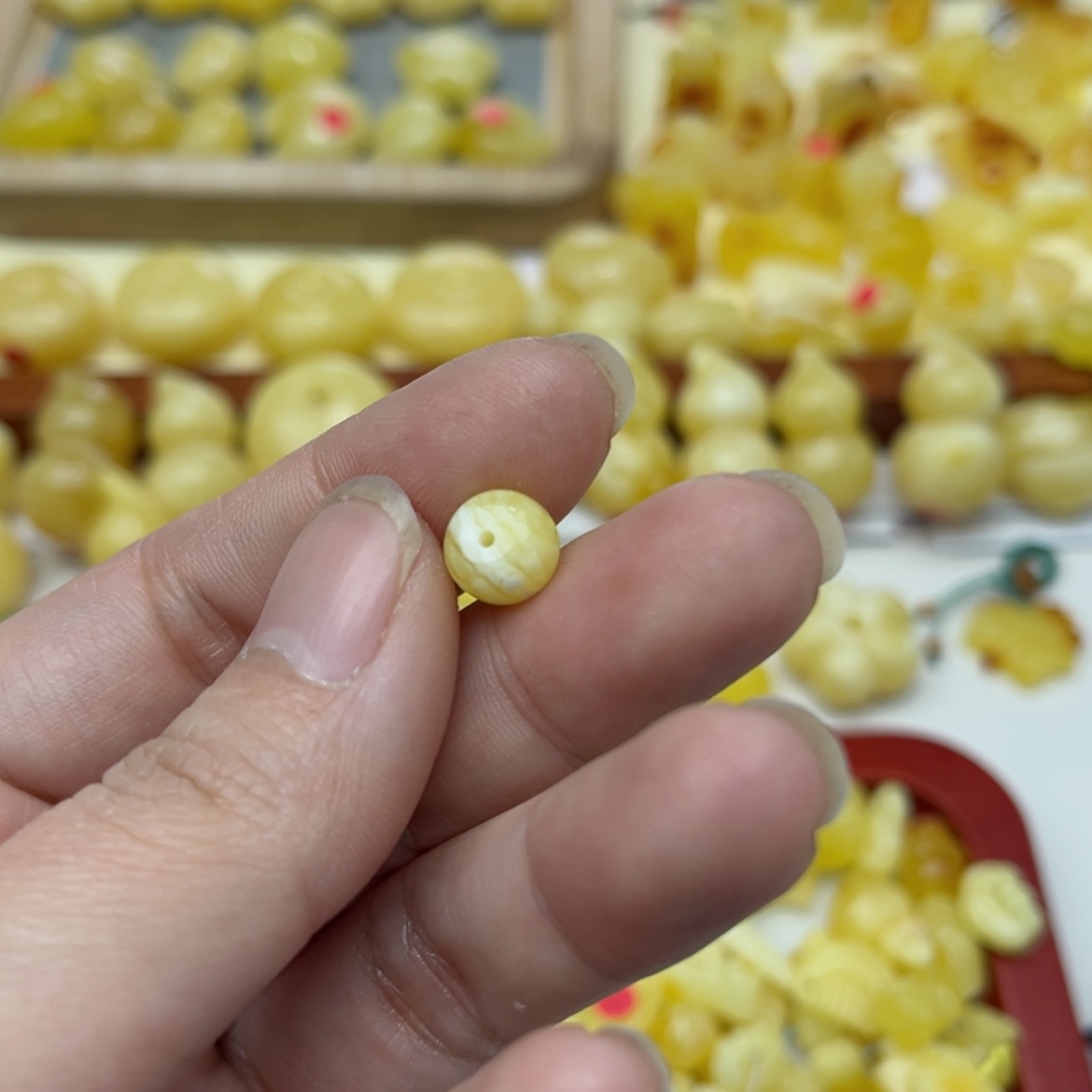 【闪购商品】蜜蜡裸石未镶嵌配饰