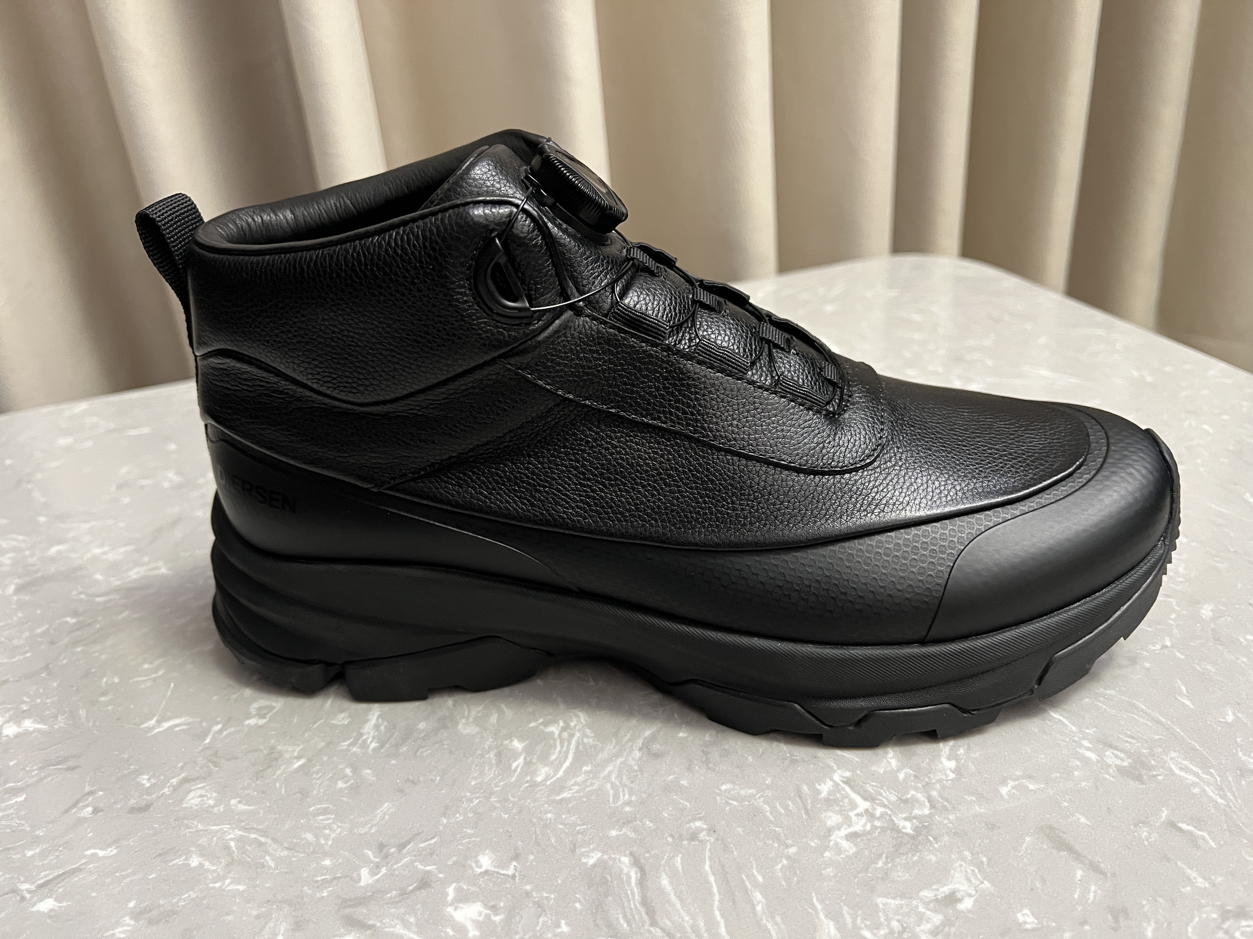 2025新款男士冬季高端真皮仿鹿皮高帮加绒休闲鞋防滑耐磨回弹缓震