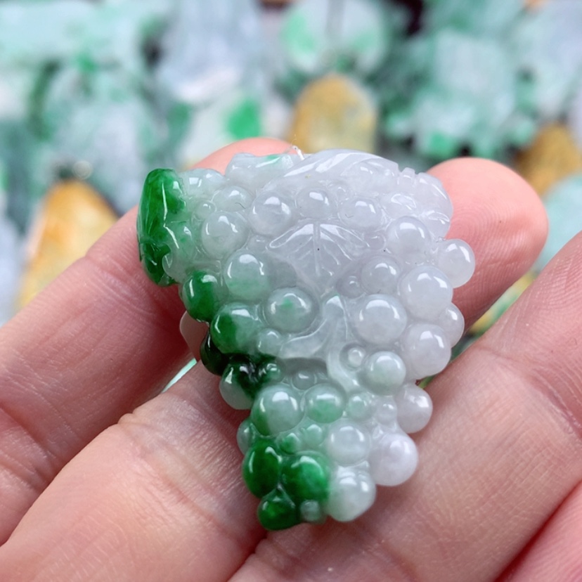 【闪购商品】翡翠吊坠(不含链)未镶嵌