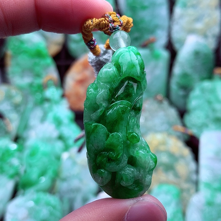 翡翠吊坠(不含链)未镶嵌
