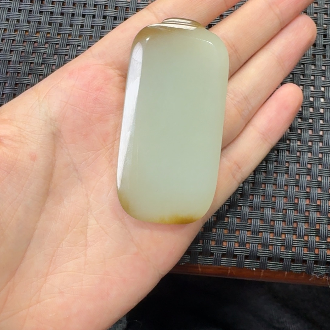 爷***和田玉未镶嵌车挂近况无事牌