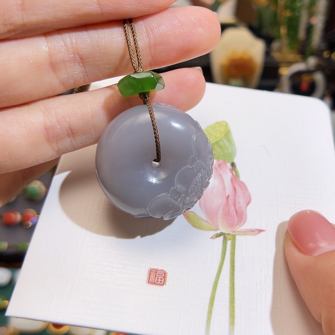 和田玉挂件未镶嵌