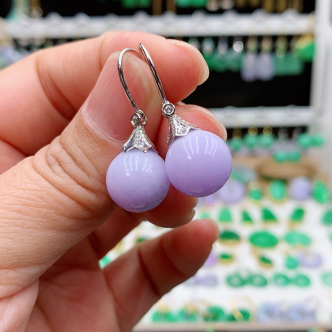 翡翠耳饰18K金镶嵌不****胖