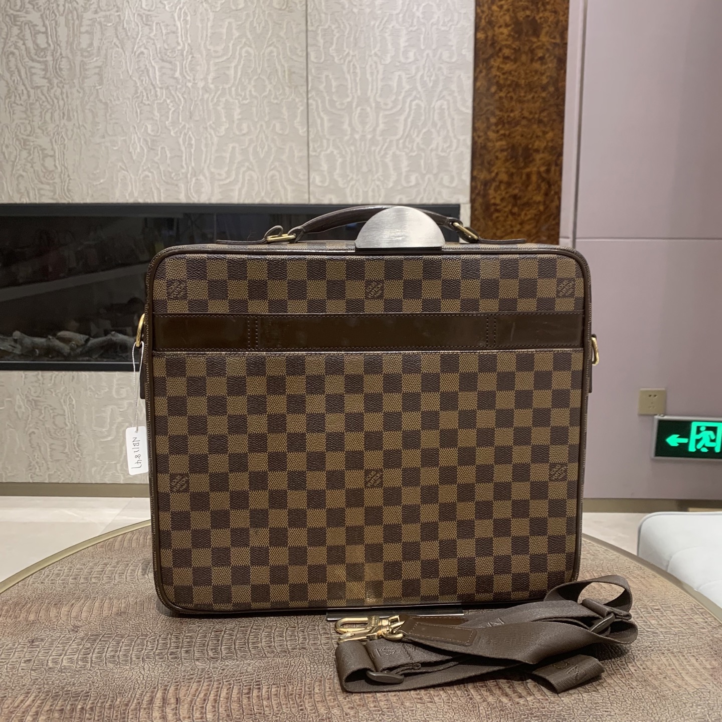 99新 LV LV棋盘格手提包/97新/NB12847