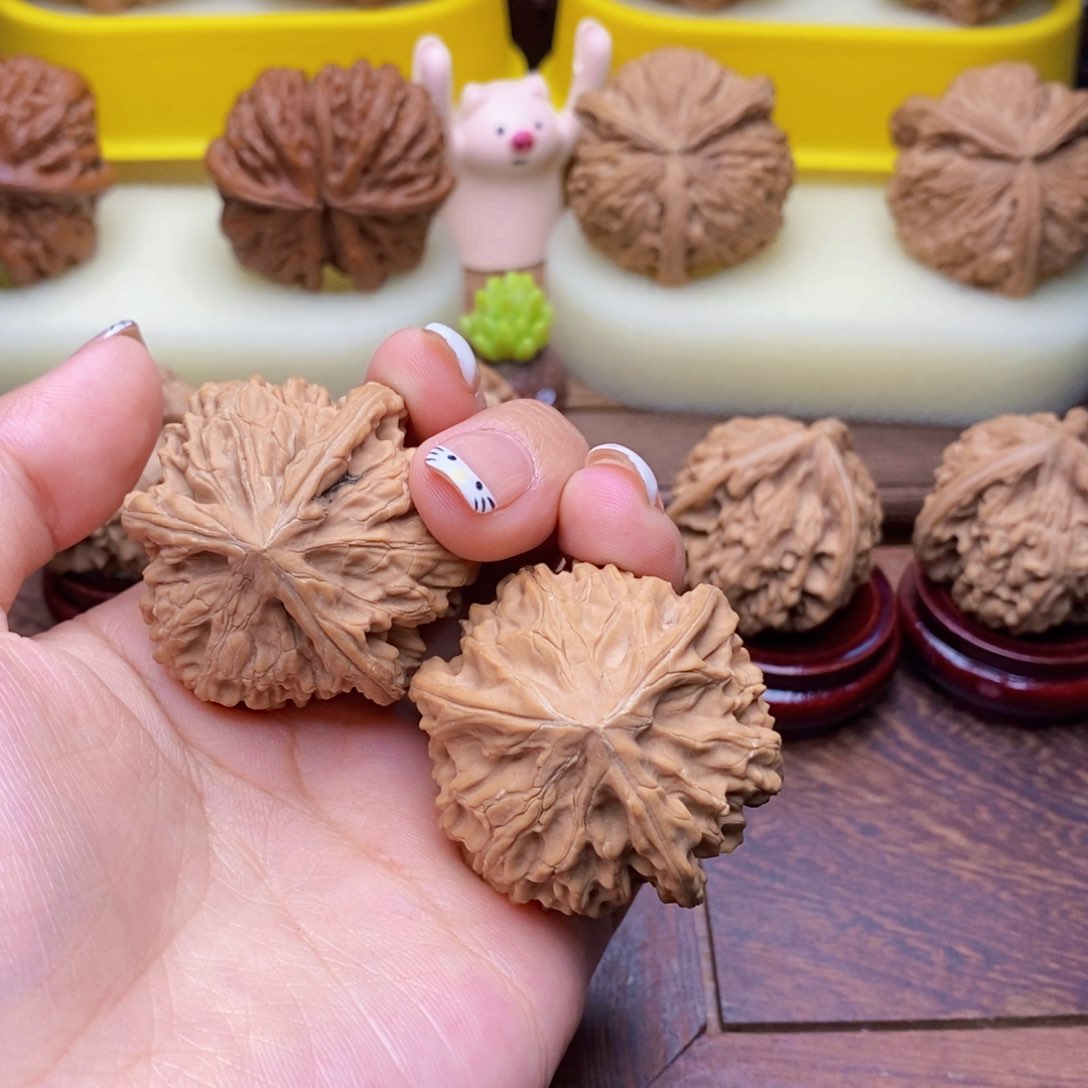 文玩核桃吊坠木***虫40尺寸全品 158号