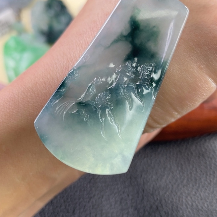 定制翡翠未镶嵌翡翠