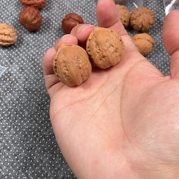 文玩核桃吊坠小佛肚plus