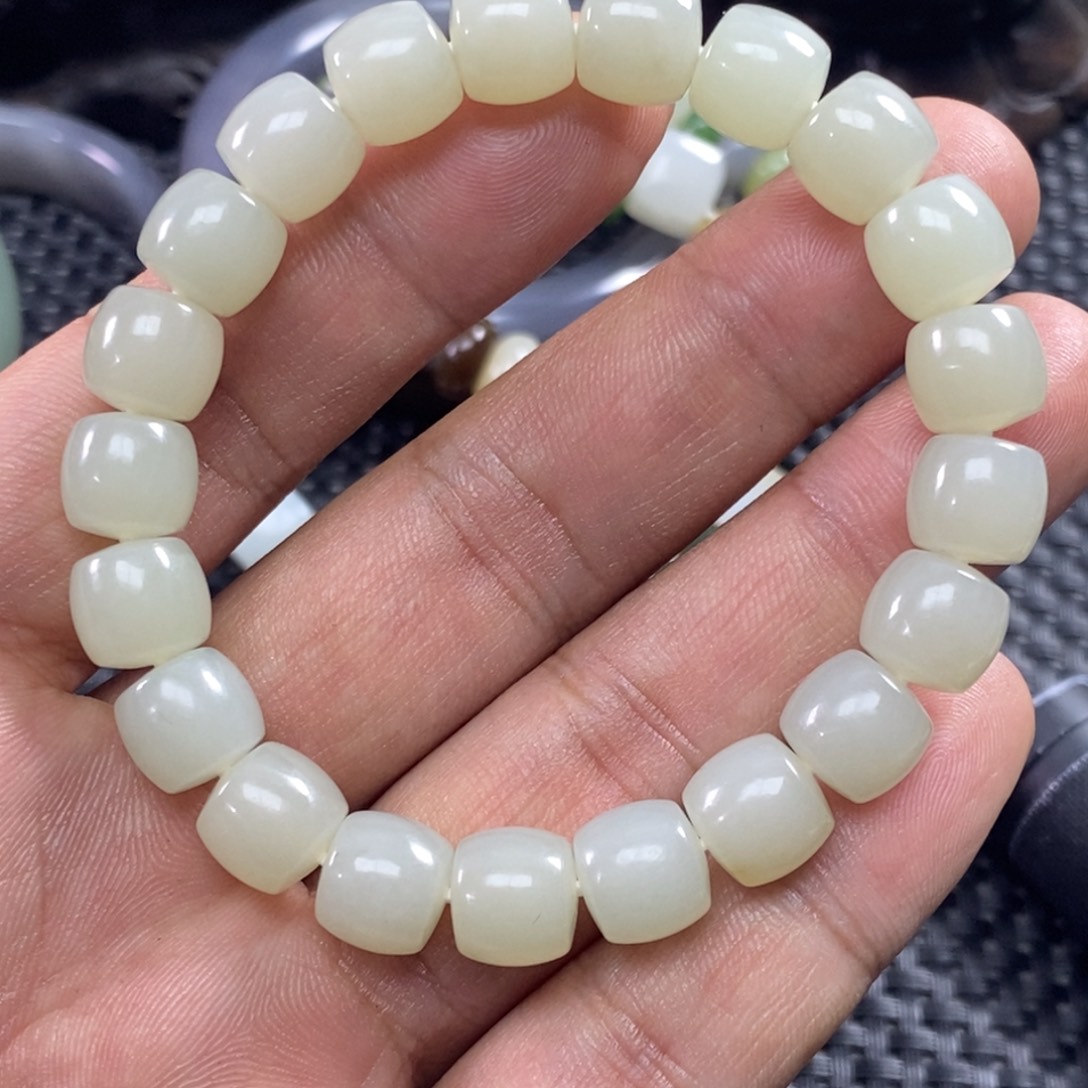 和田玉手链未镶嵌