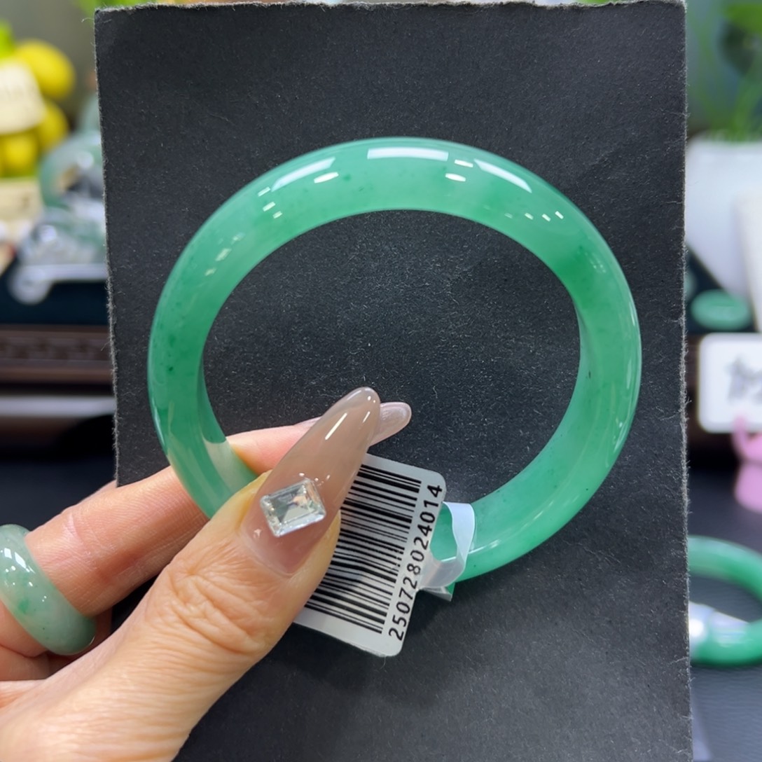 石英质玉（非洲翠）未镶嵌手镯58-59