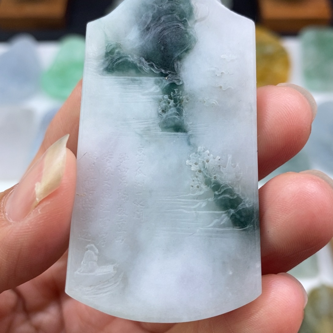 定制翡翠未镶嵌山水