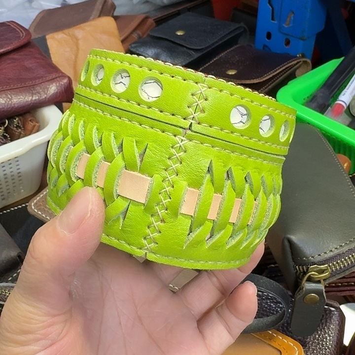 绿色真皮手缝首饰盒