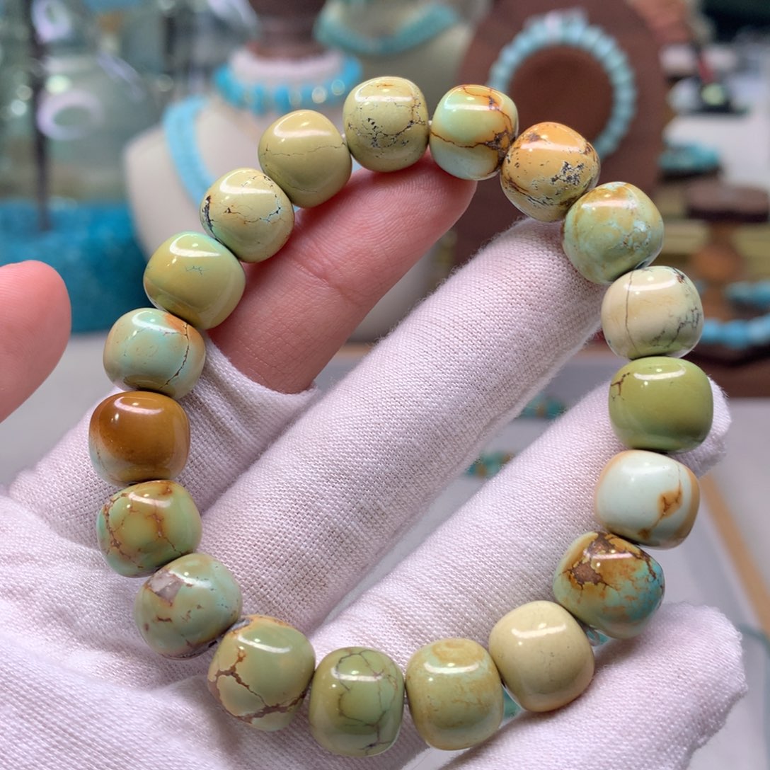 绿松石配饰未镶嵌