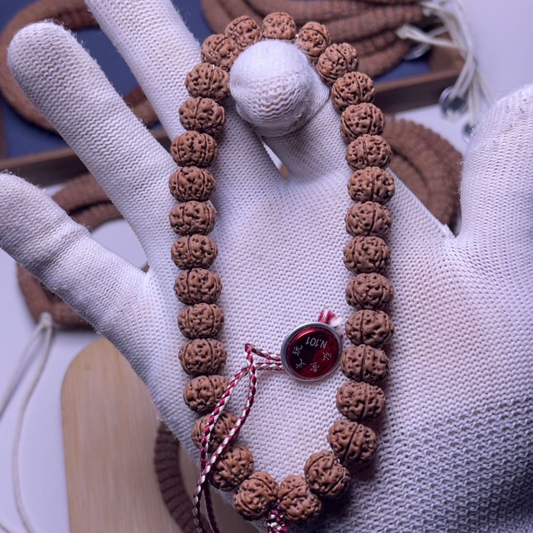 金刚菩提吊坠开播福利凹底梅花