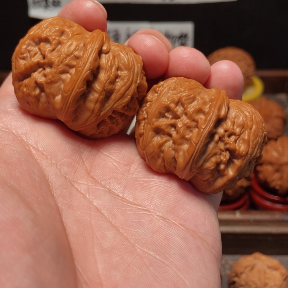 吊坠文玩核桃元宝44尺70