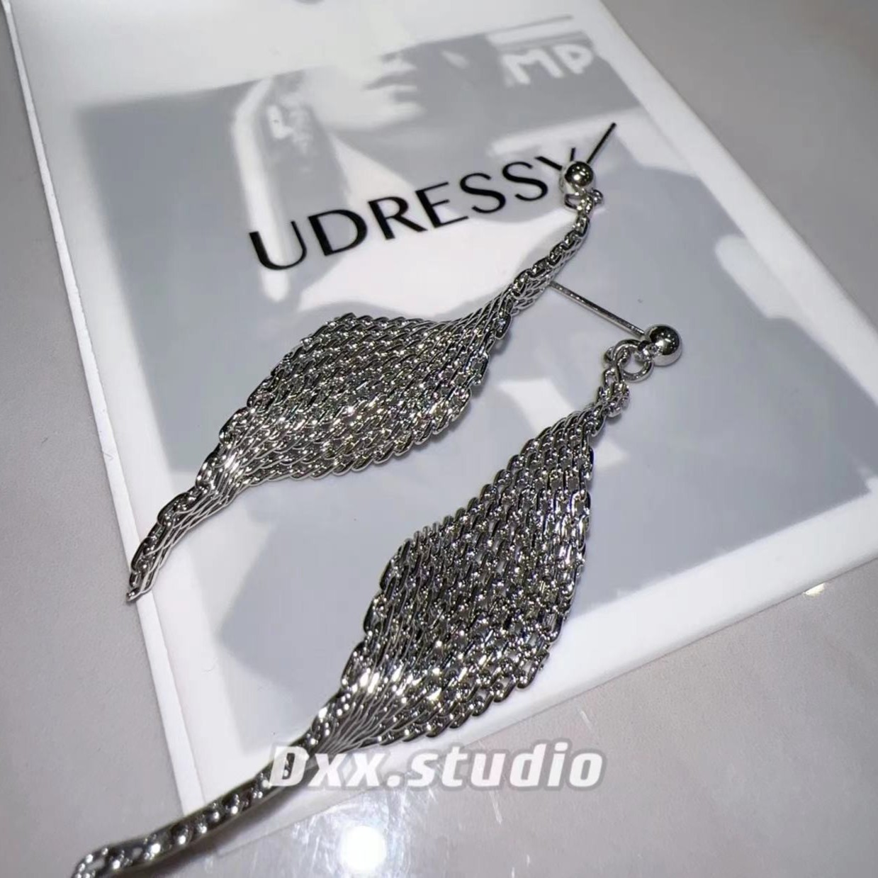 铜合金耳饰 气质菱形设计感流苏吊坠圆脸显瘦高级耳环女耳饰19599