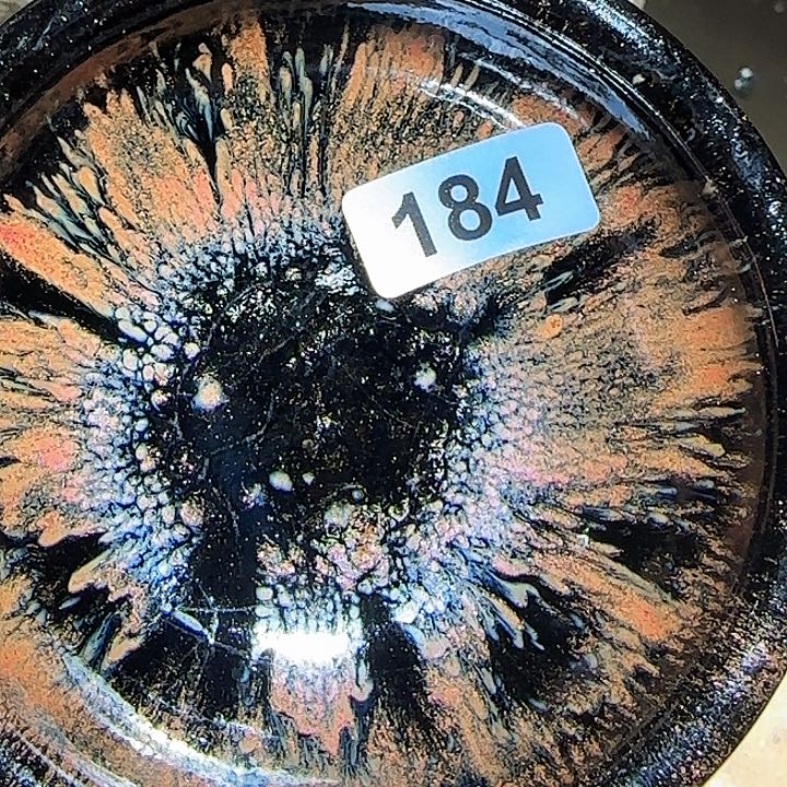 茶盏你要好好休息好自己啊哈