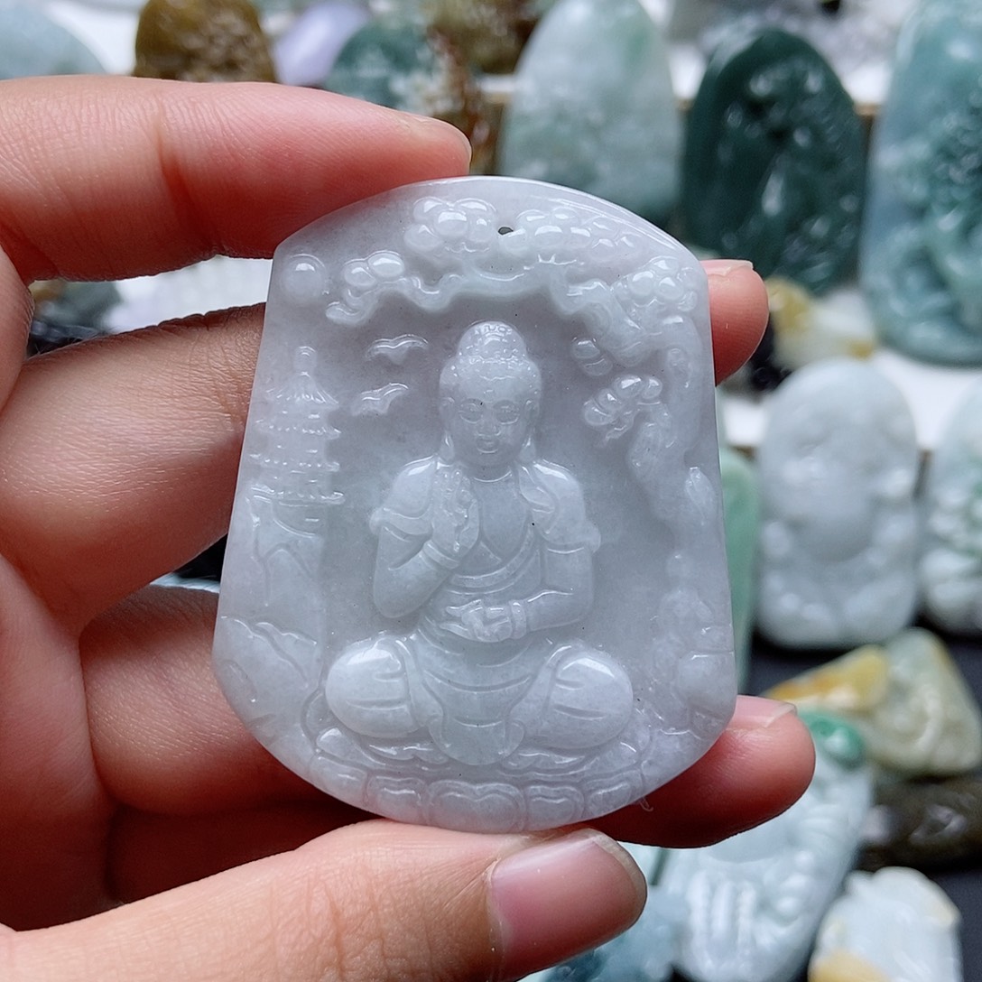 翡翠未镶嵌颈饰翡翠