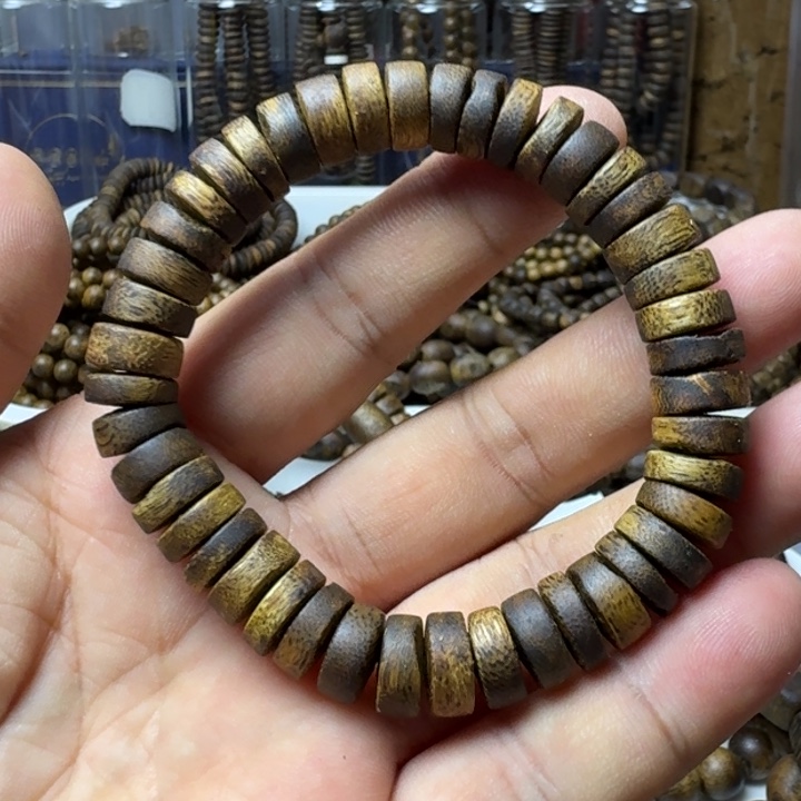 沉香手串乌身手串10克加