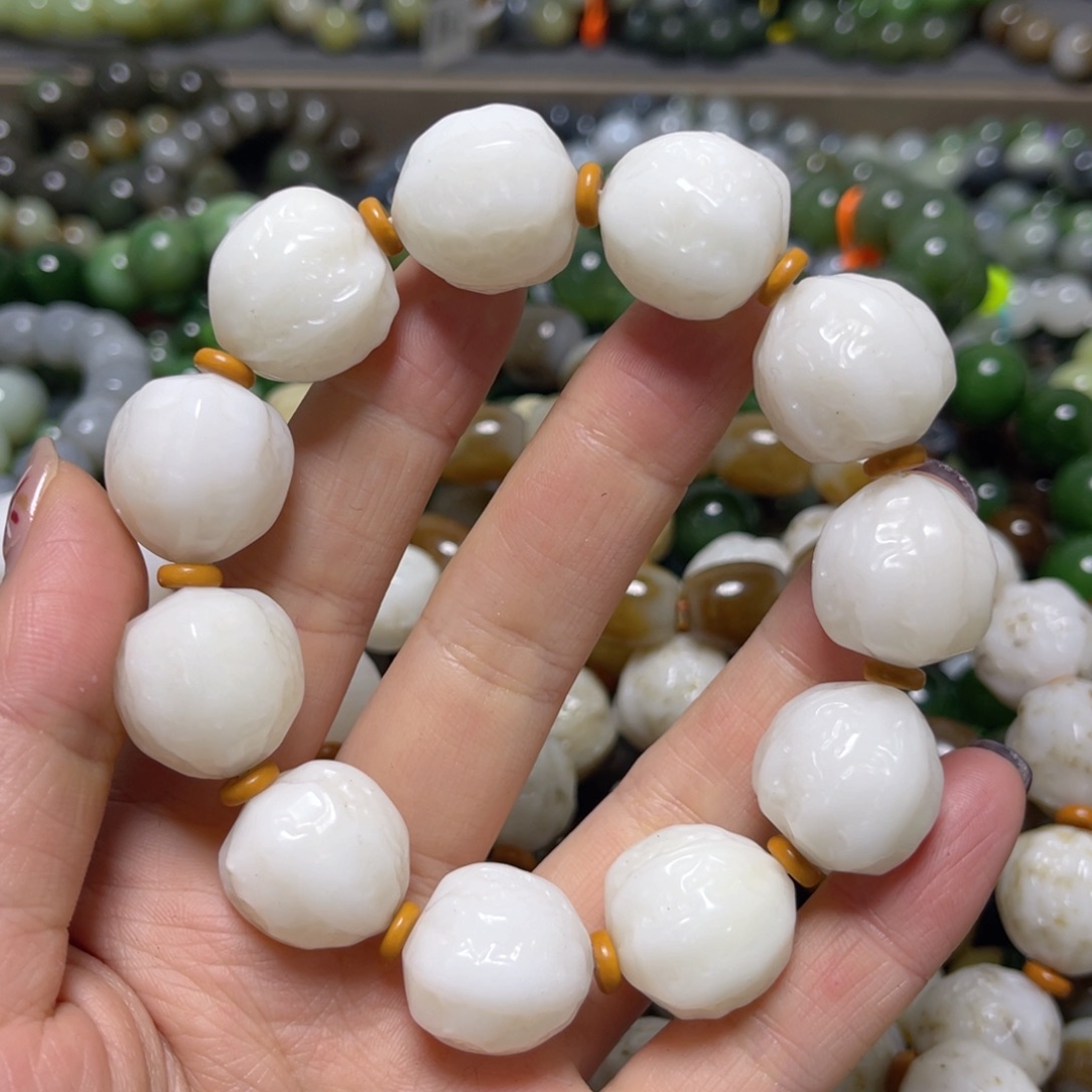 和田玉手链未镶嵌