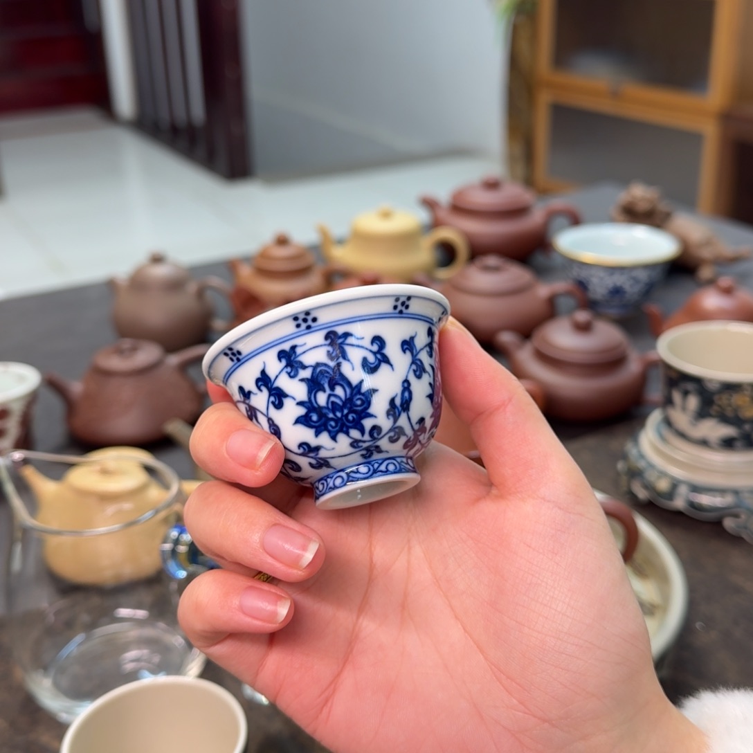 福利全品小杯 缠枝莲画面