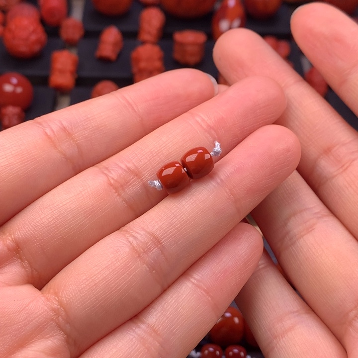 南红玛瑙未镶嵌直切对珠6.7MM